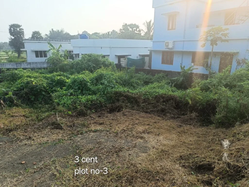 ₹ 10.50LPlot Number 3
📍Near Poly Technic College , Palakkad
3Cent plot
₹ 3.50L/Cent2349SqFt Buildable Area