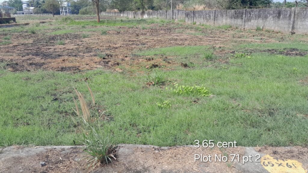 ₹ 8.40LPlot Number 71 pt 2
📍Near CFD School,Pudur , Palakkad
3.65Cent plot
₹ 2.30L/Cent2857SqFt Buildable Area