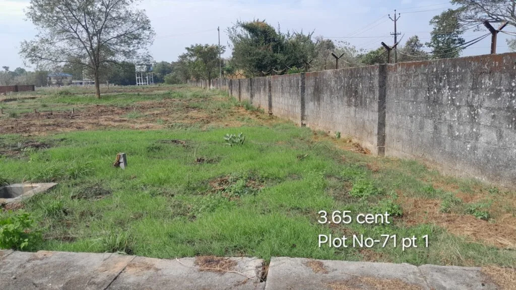 ₹ 8.40LPlot Number 71 pt 1
📍Near CFD School,Pudur , Palakkad
3.65Cent plot
₹ 2.30L/Cent2857SqFt Buildable Area