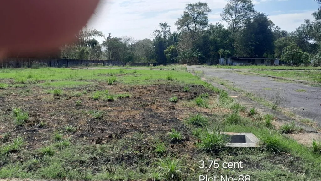 ₹ 8.63LPlot Number 88
📍Near CFD School,Pudur , Palakkad
3.75Cent plot
₹ 2.30L/Cent2936SqFt Buildable Area