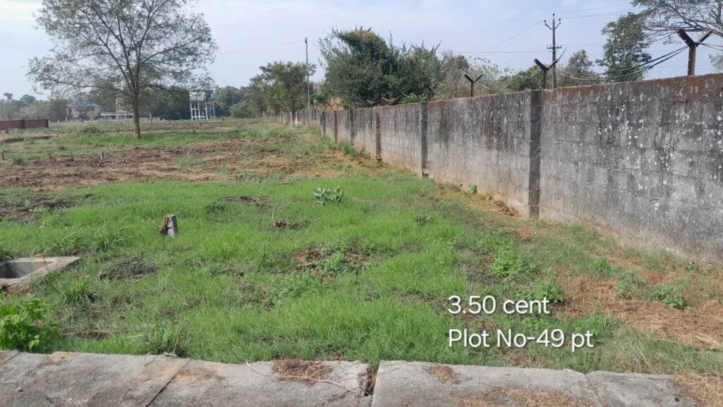 ₹ 8.06LPlot Number 49 pt
📍Near CFD School,Pudur , Palakkad
3.5Cent plot
₹ 2.30L/Cent2740SqFt Buildable Area