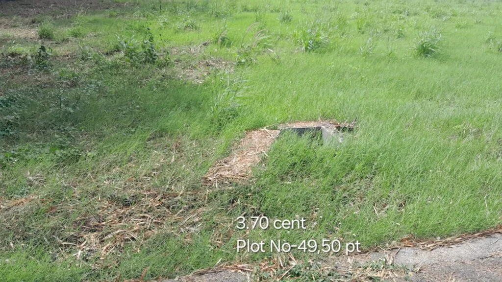 ₹ 8.52LPlot Number 49,50 pt
📍Near CFD School,Pudur , Palakkad
3.7Cent plot
₹ 2.30L/Cent2897SqFt Buildable Area